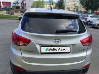 2011 Hyundai ix35 I, серебристый, 1300000 рублей, вид 4