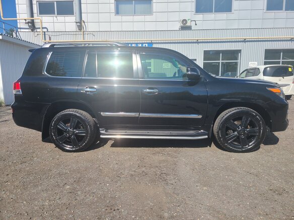 2012 Lexus LX 570 III Рестайлинг, чёрный, 4600000 рублей - вид 2
