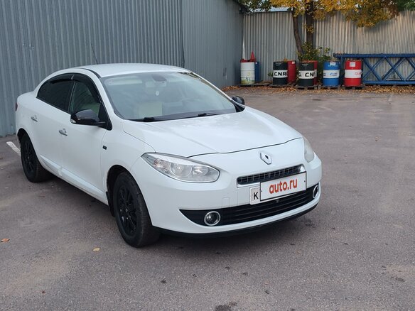 2012 Renault Fluence I, белый, 999000 рублей - вид 3