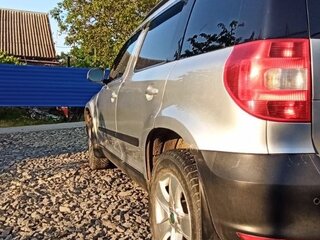 2013 Skoda Yeti I, серебристый, 1000000 рублей, вид 5