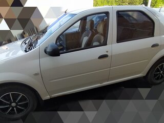 2012 Renault Logan I Рестайлинг, белый, 500000 рублей, вид 4