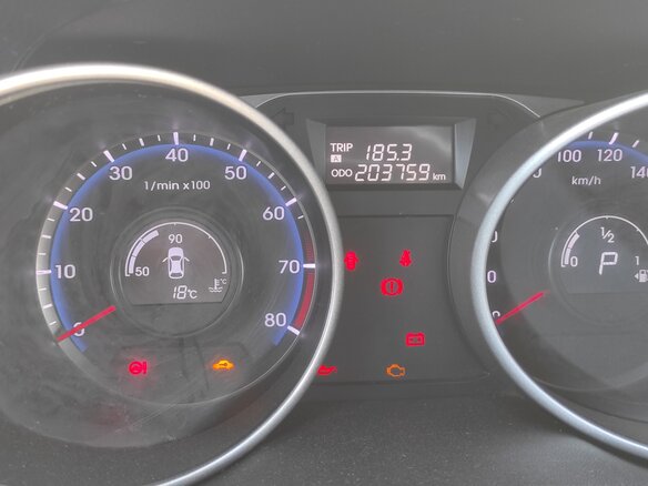2014 Hyundai ix35 I Рестайлинг, коричневый, 1500000 рублей - вид 9