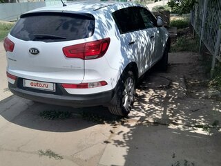 2015 Kia Sportage III Рестайлинг, белый, 1900000 рублей, вид 1