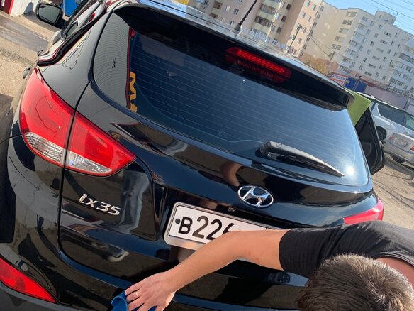 2014 Hyundai ix35 I Рестайлинг, чёрный, 1300000 рублей - вид 1