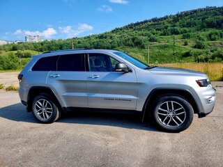 2018 Jeep Grand Cherokee IV (WK2) Рестайлинг, серый, 2500000 рублей, вид 3