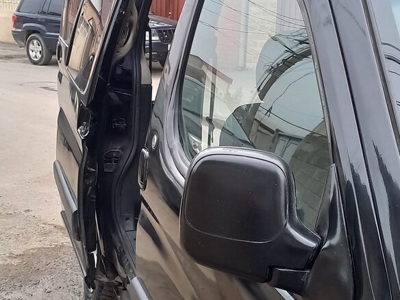 2010 Peugeot Partner I Рестайлинг, чёрный, 390000 рублей - вид 9