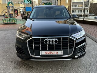 2021 Audi Q7 45 TFSI II (4M) Рестайлинг, чёрный, 5600000 рублей, вид 4