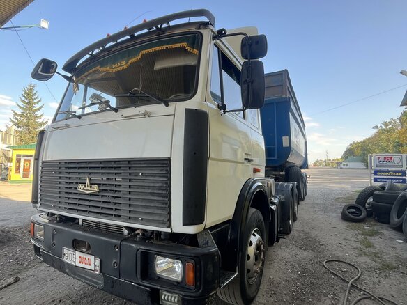 2008 МАЗ 6422, белый, 1200000 рублей