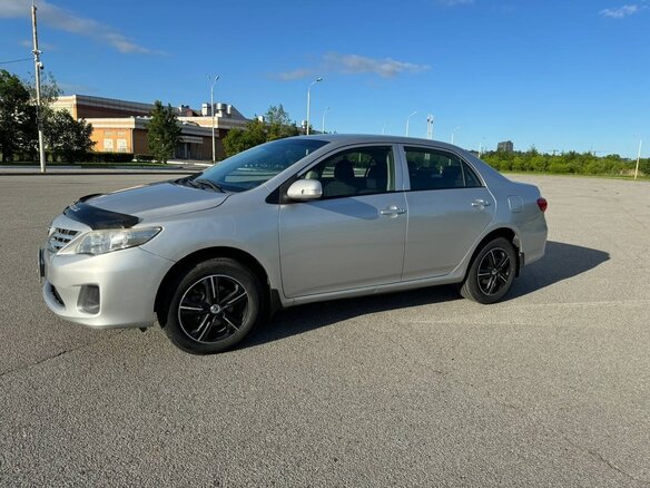 2012 Toyota Corolla X (E140, E150) Рестайлинг, серебристый, 1050000 рублей - вид 7