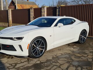 2017 Chevrolet Camaro VI, белый, 2800000 рублей, вид 1
