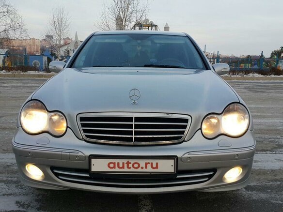 2006 Mercedes-Benz C-Класс 280 II (W203) Рестайлинг, серебристый - вид 1