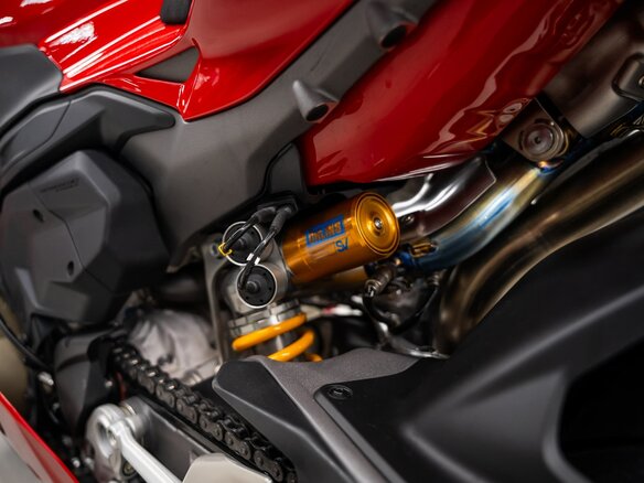 2024 Ducati Panigale V4, красный, 5299000 рублей - вид 23