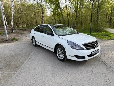 2013 Nissan Teana II (J32) Рестайлинг, белый, 1180000 рублей - вид 4