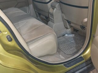 2005 Nissan Tiida I, жёлтый, 650000 рублей, вид 4