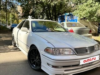 1998 Toyota Mark II VIII (X100), белый, 650000 рублей, вид 1
