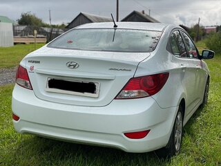 2014 Hyundai Solaris I, белый, 950000 рублей, вид 2