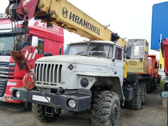 2012 Ивановец КС-35714, серый