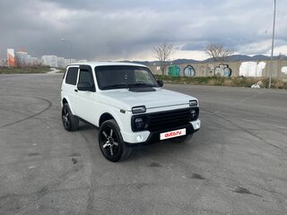 1998 Lada (ВАЗ) 2121 (4x4) I Рестайлинг, белый, 500000 рублей, вид 3