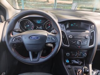 2019 Ford Focus III Рестайлинг, белый, 1130000 рублей, вид 5
