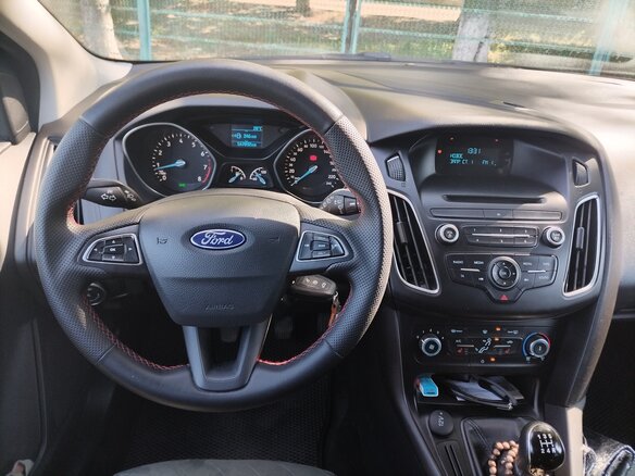 2019 Ford Focus III Рестайлинг, белый, 1130000 рублей - вид 4