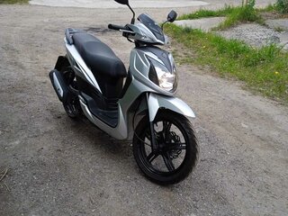 2012 Sym Symphony 125, серебристый, 190000 рублей, вид 2