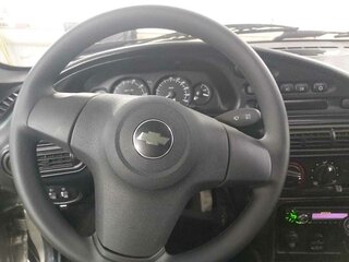 2018 Chevrolet Niva I Рестайлинг, серый, 700000 рублей, вид 5