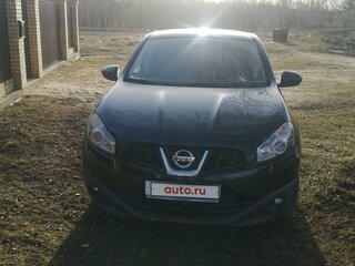 2010 Nissan Qashqai I Рестайлинг, чёрный, 800000 рублей, вид 3