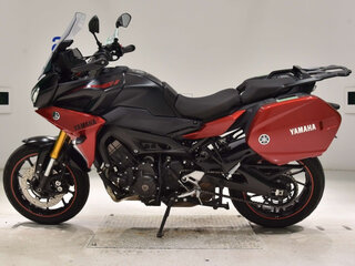 2020 Yamaha MT-09 Tracer (FJ-09), красный, 890000 рублей, вид 2