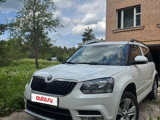 2017 Skoda Yeti I Рестайлинг, белый, 1230000 рублей, вид 2