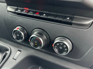 2022 Renault Master, белый, 4790000 рублей, вид 5