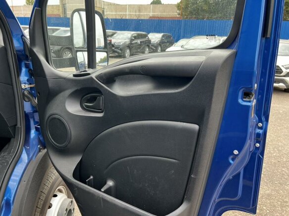 2024 Iveco Daily, синий, 4590000 рублей - вид 13