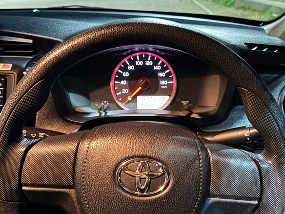 2017 Toyota Corolla Axio XI (E160, E170) Рестайлинг 2, серый, 1290000 рублей - вид 5