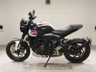 2024 Triumph Trident 660, белый, 490300 рублей, вид 2