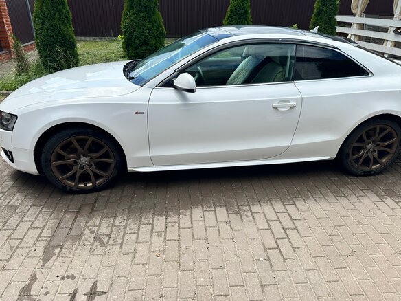 2010 Audi A5 I (8T), белый, 1000000 рублей - вид 3