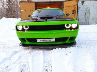 2011 Dodge Challenger SRT8 SRT-8 III Рестайлинг, зелёный, 3500000 рублей, вид 1