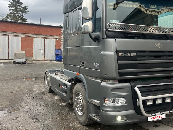 2012 DAF XF 105, серый, 4000000 рублей - вид 1