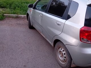 2005 Chevrolet Aveo I, серебристый, 105000 рублей, вид 3