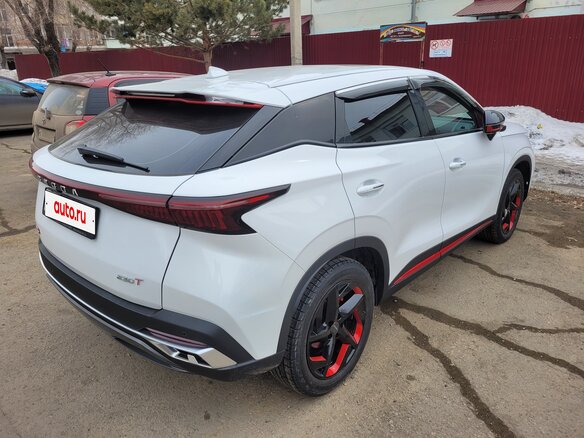 2023 Omoda C5 I, серебристый, 2200000 рублей