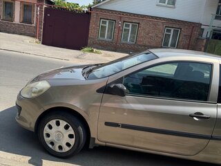 2008 Renault Clio III, бежевый, 320000 рублей, вид 3
