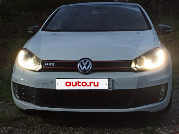 2011 Volkswagen Golf GTI VI, белый, 1230000 рублей - вид 35