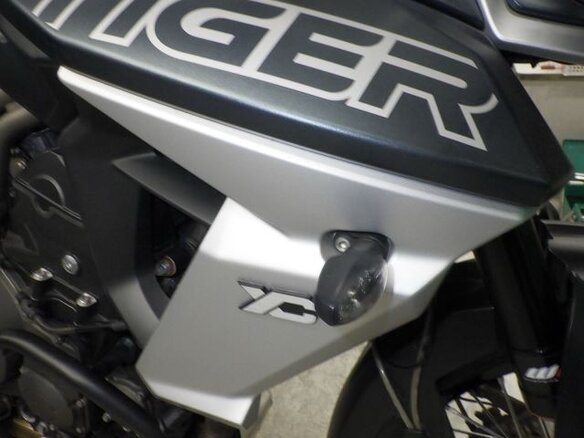 2018 Triumph Tiger 800, чёрный, 733000 рублей - вид 6