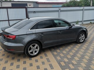 2020 Audi A3 III (8V) Рестайлинг, серый, 1900000 рублей, вид 2