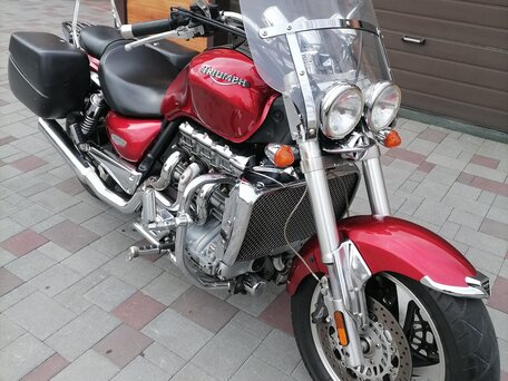 2005 Triumph Rocket 3, пурпурный, 750000 рублей, вид 3