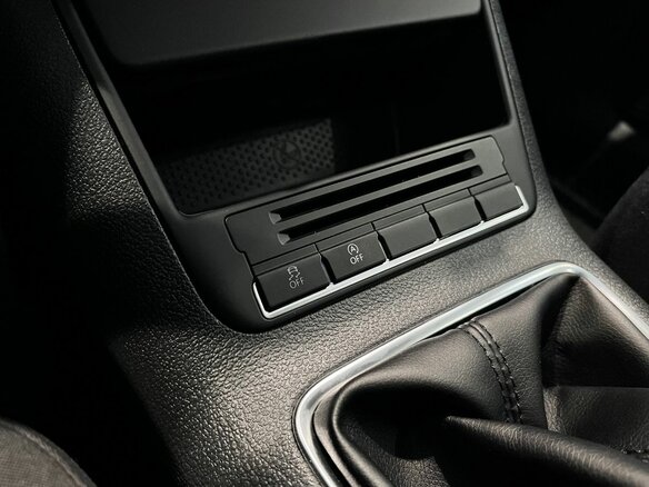 2014 Volkswagen Tiguan I Рестайлинг, белый, 1220000 рублей - вид 25