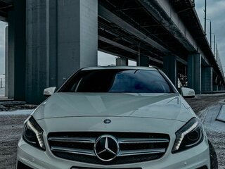 2013 Mercedes-Benz A-Класс 180 III (W176), белый, 1547000 рублей, вид 2