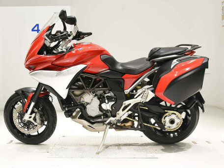 2017 MV Agusta Turismo Veloce 800, красный, 850000 рублей, вид 1