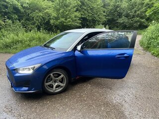 2018 Hyundai Veloster II, синий, 1800000 рублей, вид 2