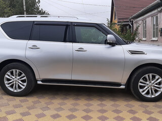 2011 Nissan Patrol VI (Y62), серебристый, 3000000 рублей, вид 3