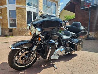 2019 Harley-Davidson Electra Glide, чёрный, 1900000 рублей, вид 2