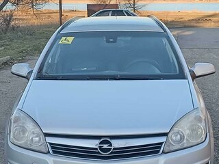 2008 Opel Astra H Рестайлинг, серебристый, 600000 рублей, вид 1